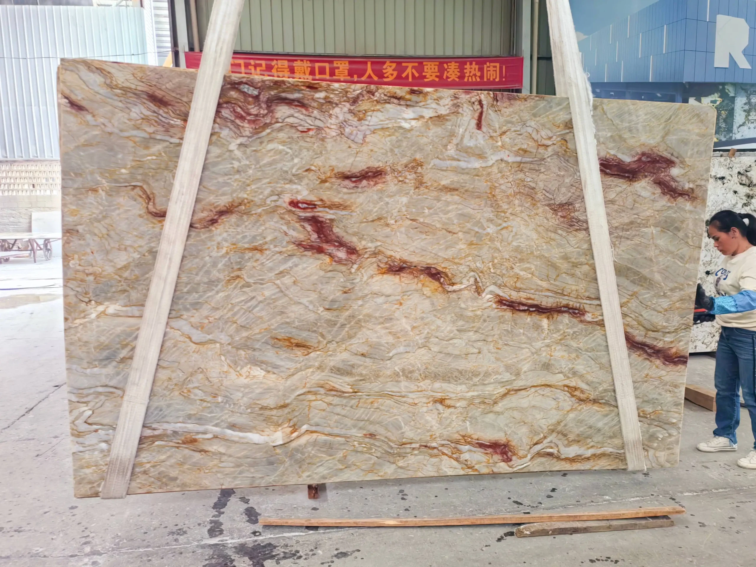 2. Nacarado Quartzite Slabs(1)