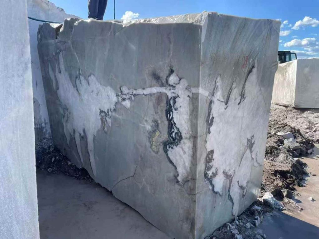 3. Cristallo Tiffany Quartzite (7)
