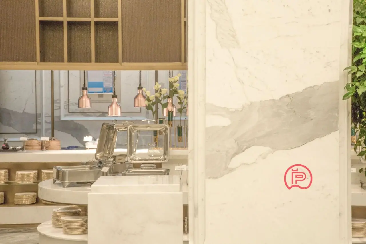 10. Calacatta Marble restaurant area