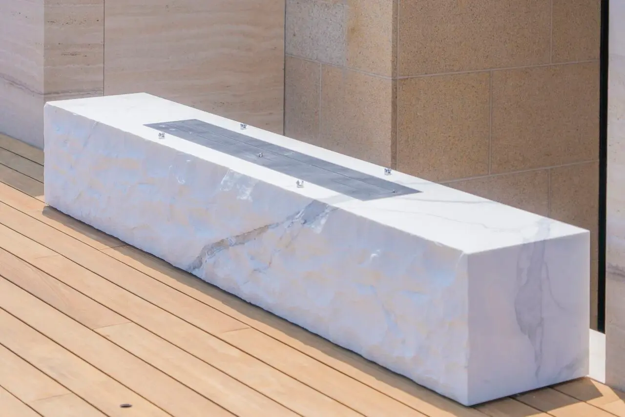 11.Calacatta marble fireplace (1)
