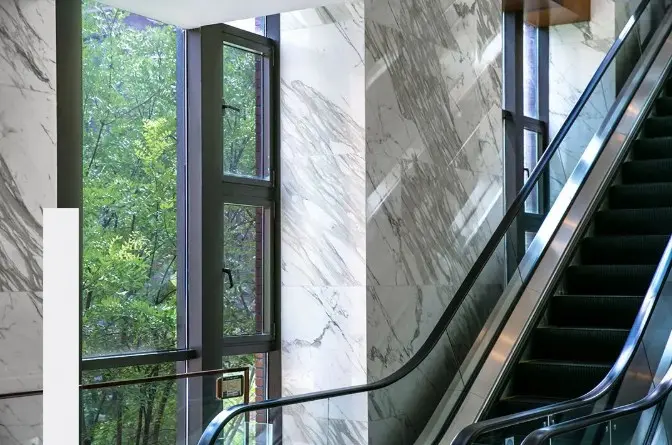 4. Calacatta Marble Escalator Wall (1)