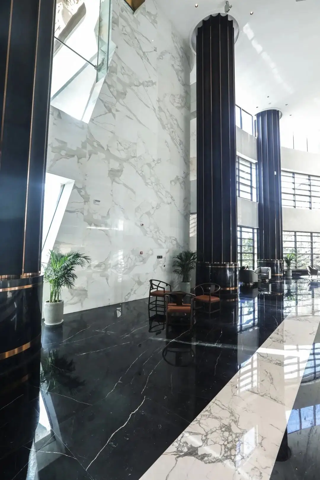 5. Calacatta Marble (1)