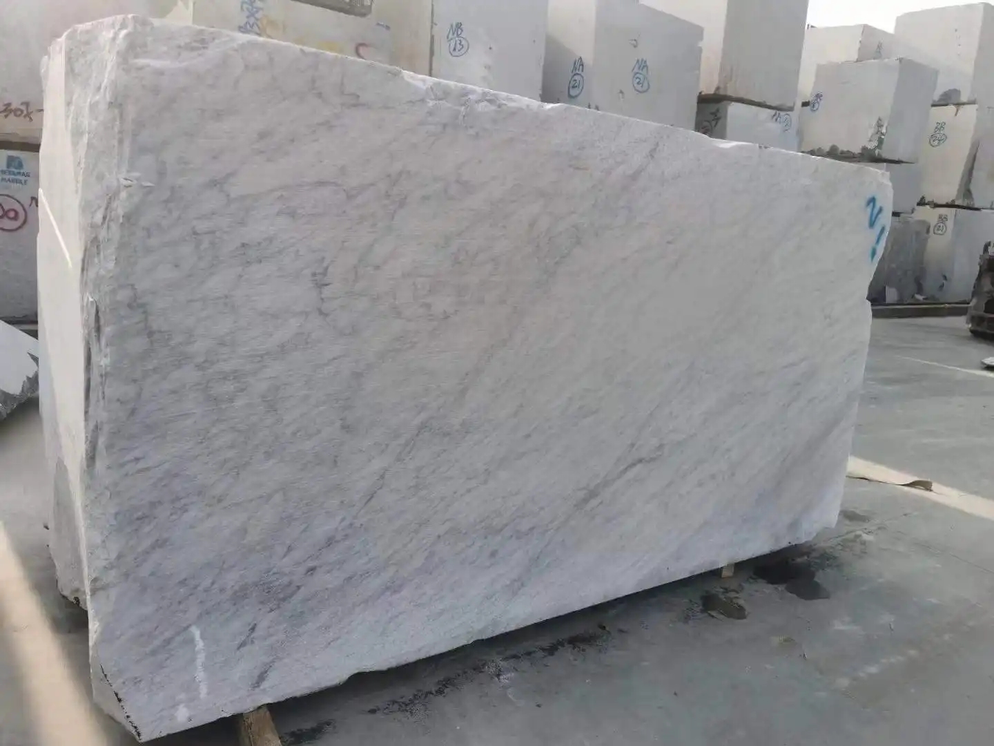 Carrara White Marble Slabs Ready for Processing