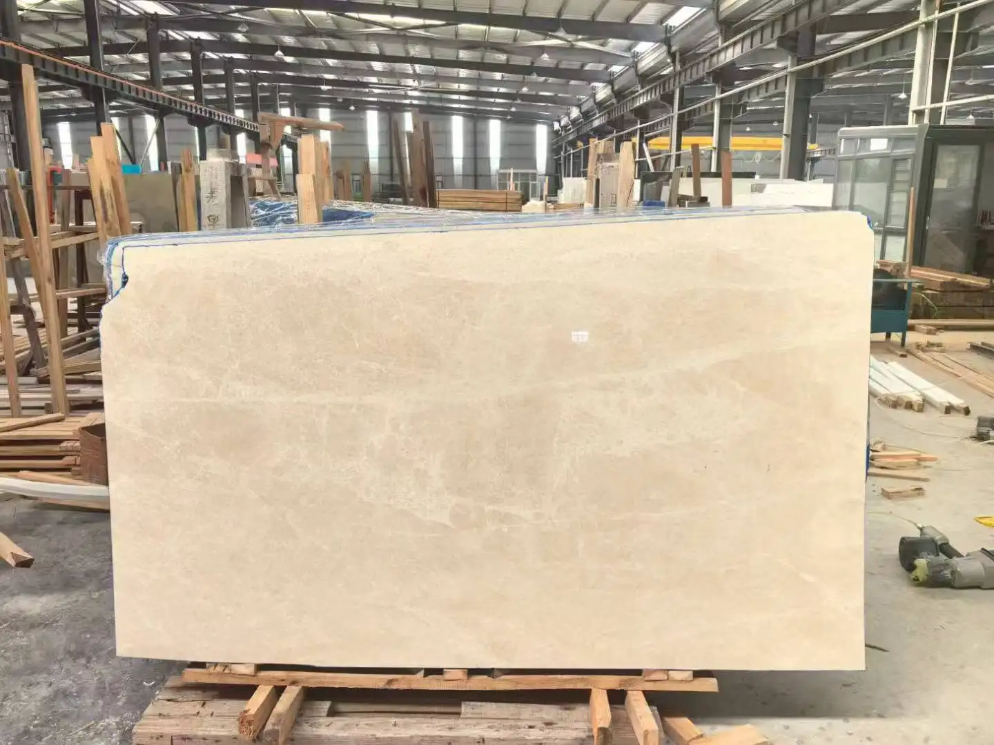 Cream Uno Marble Polished Slab