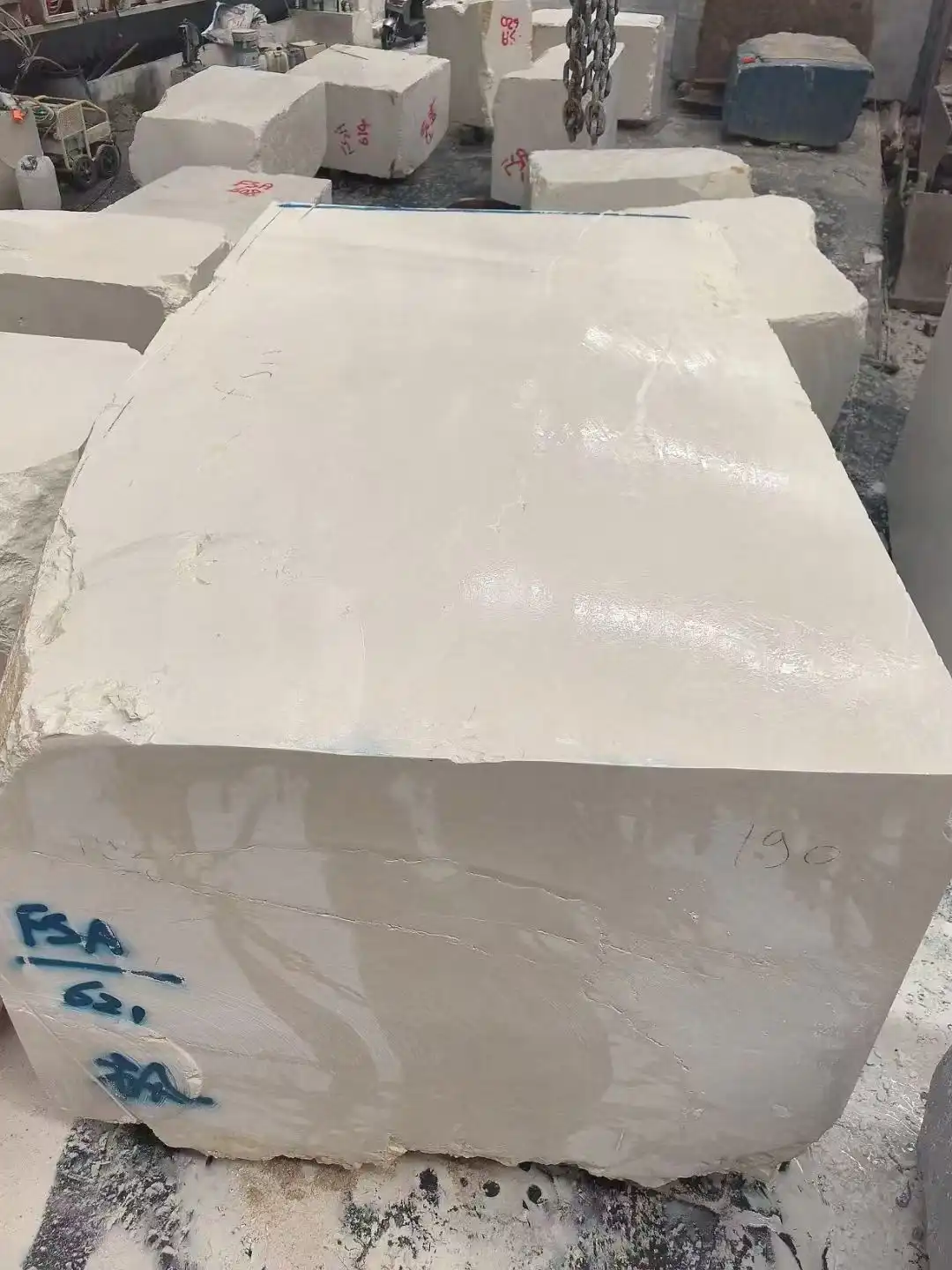 Cream Uno Marble Raw Blocks